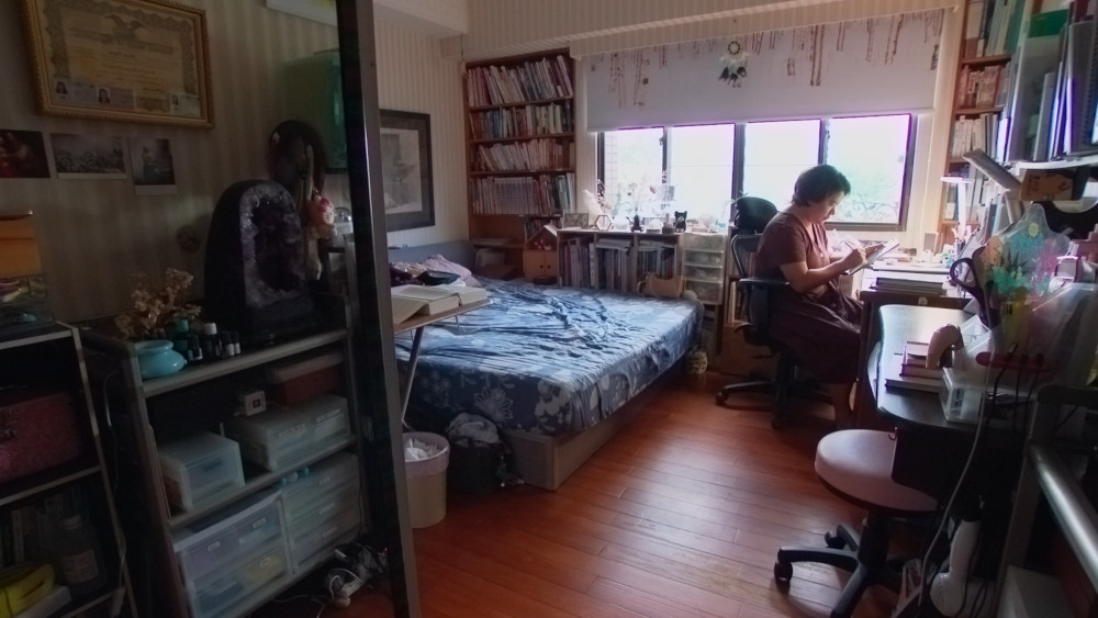 斐喬擅長畫畫不管手繪或電腦繪圖都很有特色