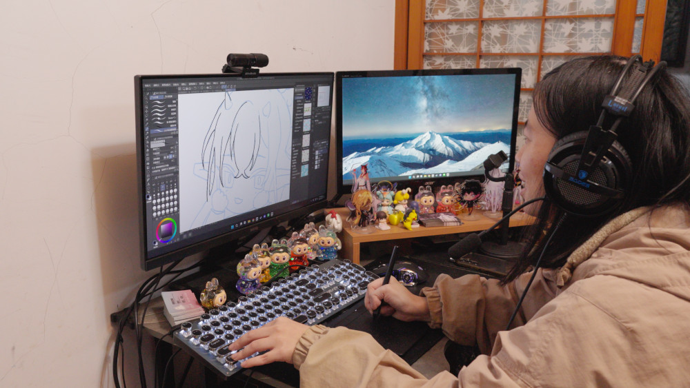 念視覺設計的小暗擅長電腦繪圖，偶而也接繪圖的案子