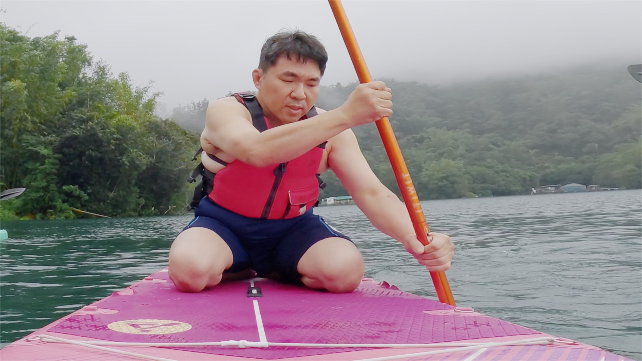 家興的個性比較正面積極，喜歡挑戰沒有玩過的事物