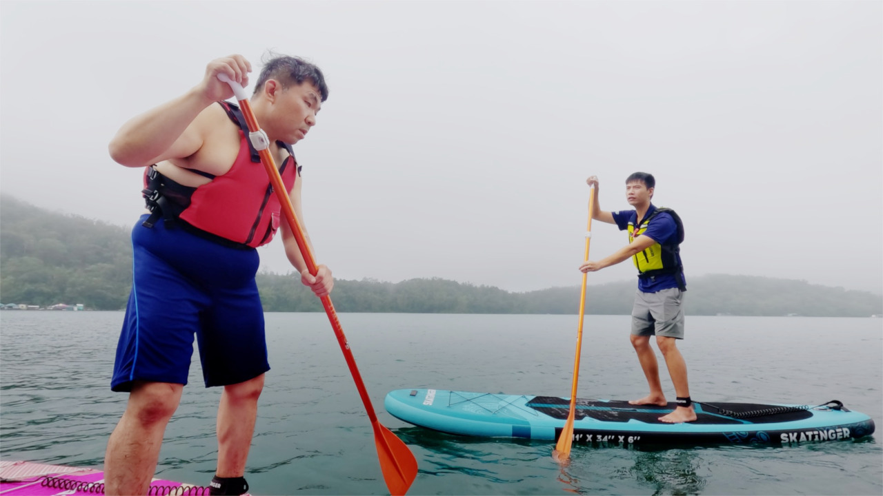教練第一次帶視障朋友滑立槳